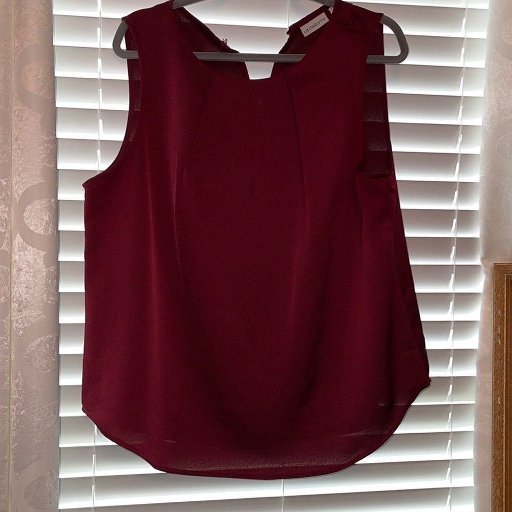Liz Claiborne Sleeveless Burgundy Top Size XL
